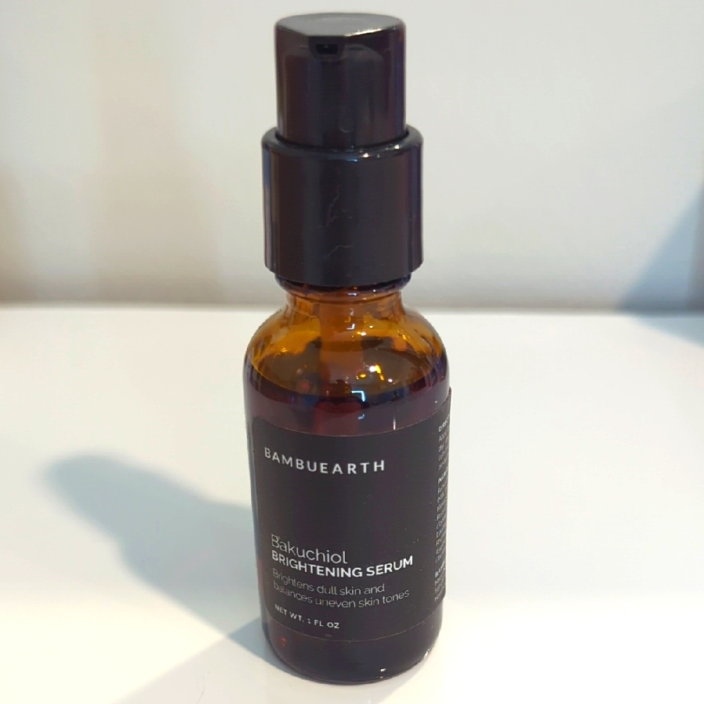 NWOT Bambu Earth Bakuchiol Brightening Serum